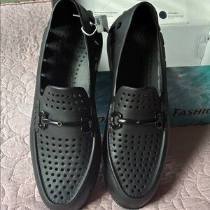 Elegant Black Perforated Loafers